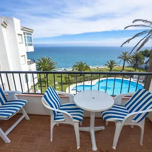 palmeras-72-menyber.hotelsinnerja.org/